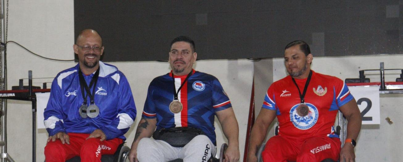 Sergio Muñoz logra medalla de oro y plata en el Torneo Norteamericano de Pulsos en México