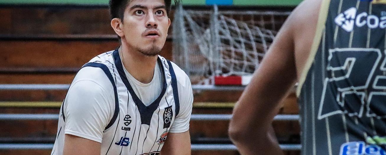 Grecia da la sorpresa al vencer al líder torneo