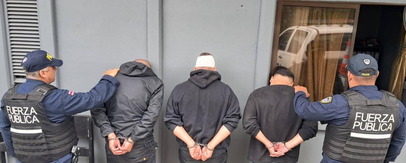 Fuerza Pública aprehende en Río Cuarto y Varablanca a sospechosos de asaltar una vivienda en Sarchí