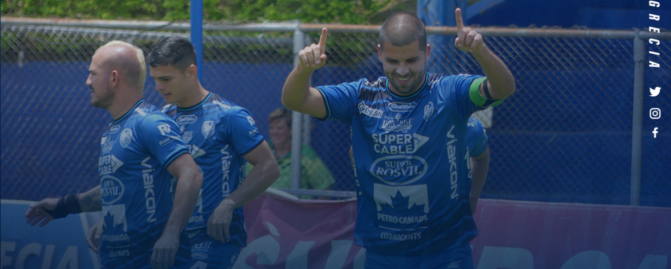 Giovanni Barrantes canta Dale Grecia, la canción oficial de las panteras