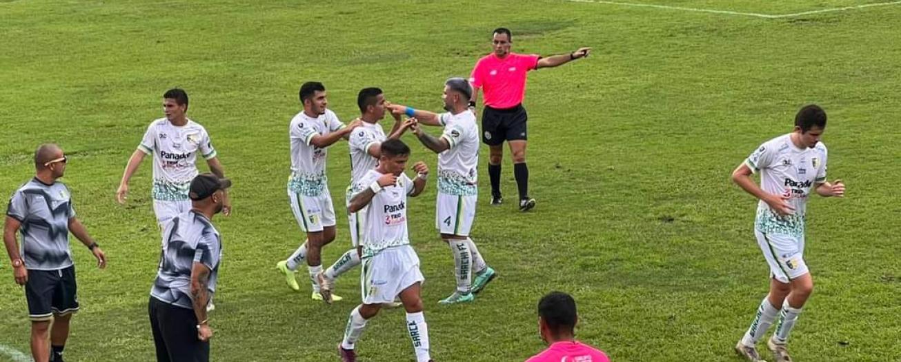 Sarchí FC golea a Jacó y logra primera victoria en el torneo 