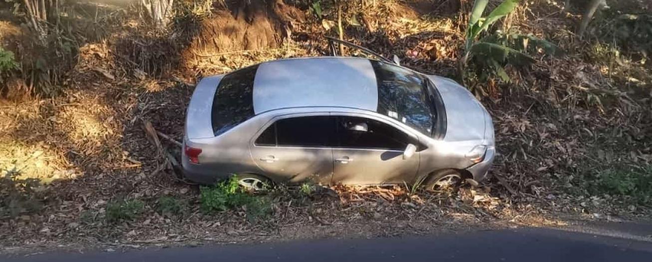 Sujetos asesinados en el carro presentaban disparos en la cabeza 