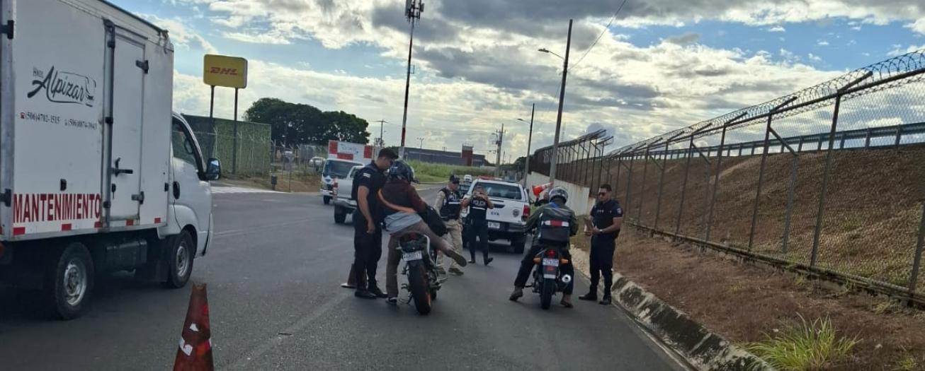 Fuerza Pública y Policía Aeroportuaria reforzaran la seguridad en alrededores del Aeropuerto Juan Santamaría