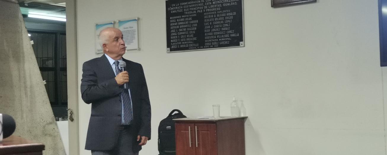 Alcalde se retracta sobre afirmación de que al mercado municipal ingresaban  productos de dudosa  procedencia
