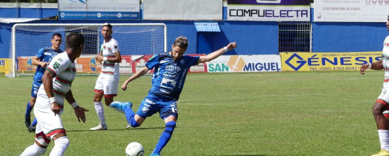 Grecia y Guanacasteca empatan en un partido malísimo