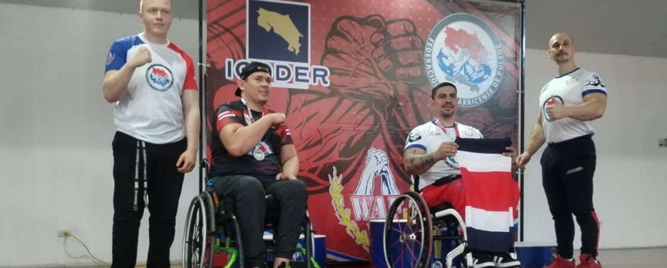 Sergio Muñoz gana campeonato norteamericano de pulso con ambos brazos